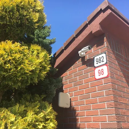 Tiny House With Private Pool Dénesd