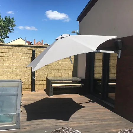 Tiny House With Private Pool *