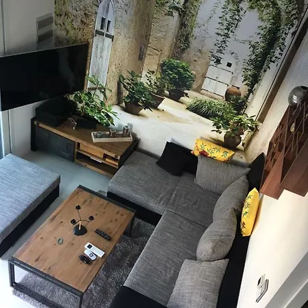 Tiny House With Private Pool