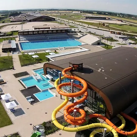 Tiny House With Private Pool Appartement *