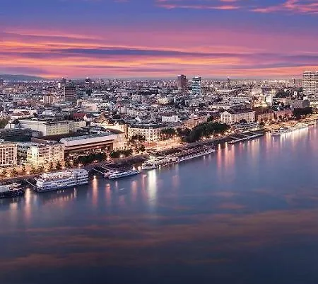 Tiny House With Private Pool Appartement *