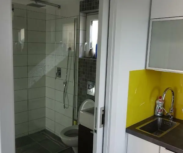 Tiny House With Private Pool דירה *