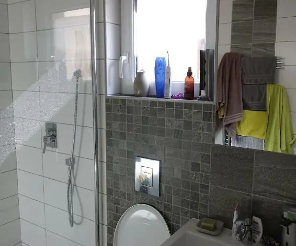 Lägenhet Tiny House With Private Pool