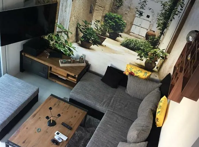 Tiny House With Private Pool