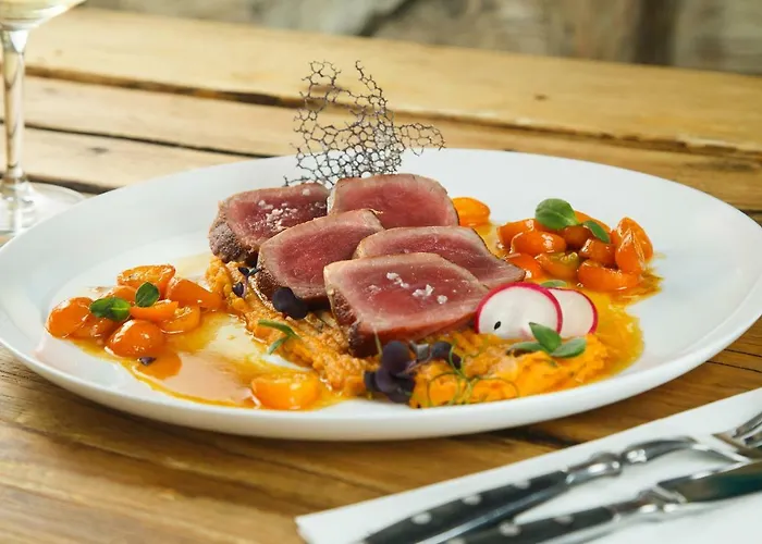 Tiny House With Private Pool *